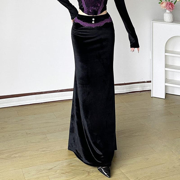 Jupe longue en velours avec ourlet en dentelle et perles 