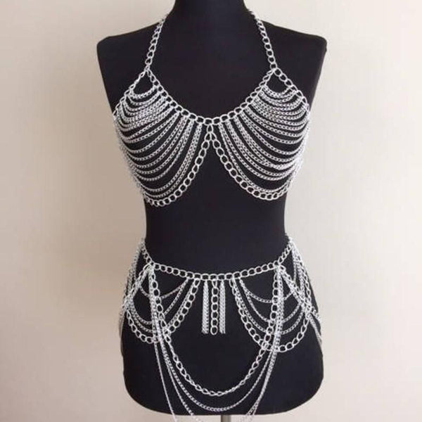 Ensemble dos nu avec chaîne de taille en métal et licou
