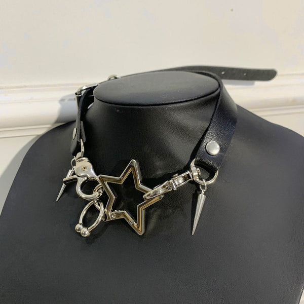 Collier ras du cou réglable en cuir PU avec décor d'étoiles