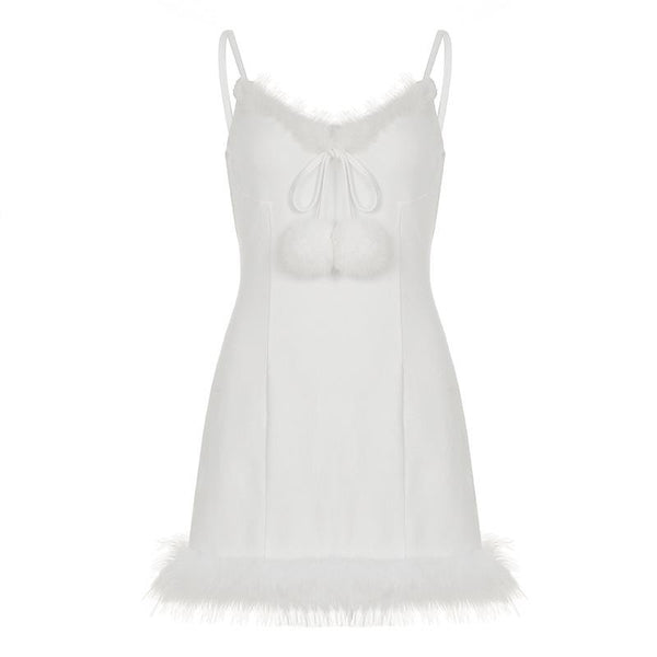 Mini-robe camisole duveteuse à col en V 