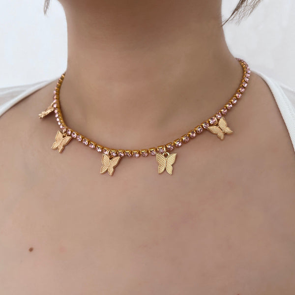 Collier ras du cou avec pendentif papillon en strass 