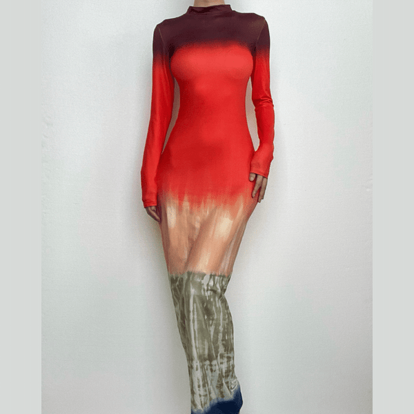 Robe longue contrastée à manches longues et col haut avec imprimé tie-dye 