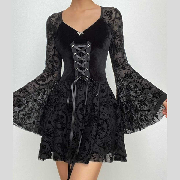 Mini-robe patchwork unie en velours à manches évasées et lacets