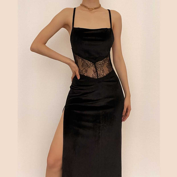 Robe mi-longue en velours à col bénitier, ourlet en dentelle, fente dos nu, dos croisé | robe rave noire | robe rave noire 