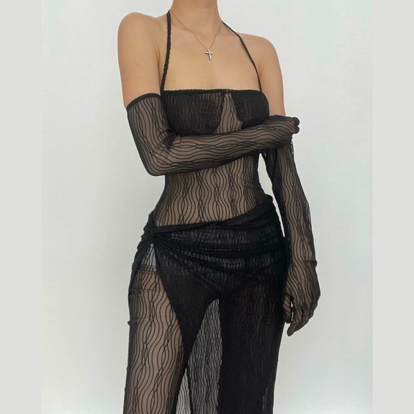 Ensemble jupe-combinaison dos nu en maille transparente avec gants à nouer et licou