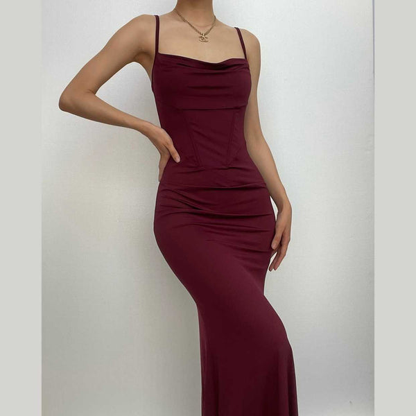 Robe camisole unie à col bénitier et dos nu | robe tango rouge 