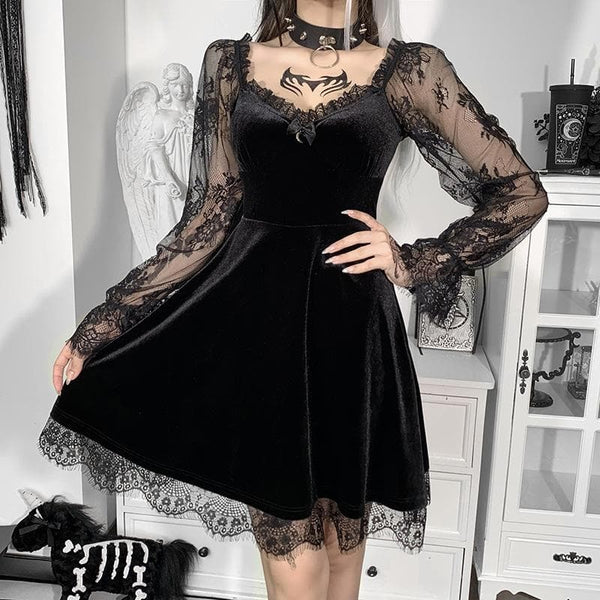 Robe courte contrastée à manches longues et patchwork de dentelle en velours | Robe de tango rouge 