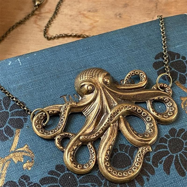 Collier chaîne avec pendentif pieuvre 